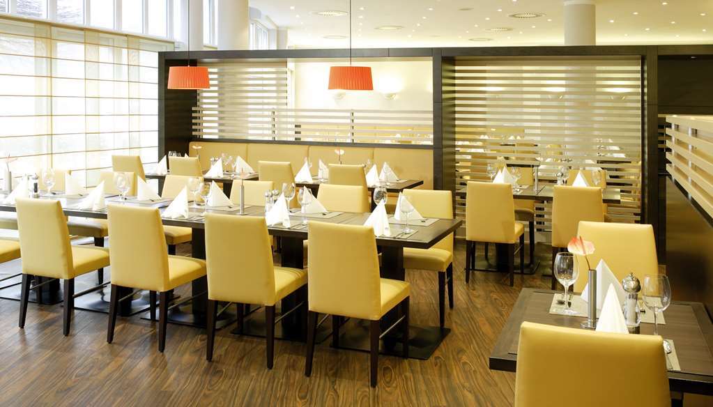 Hotel Nh Berlin Potsdam Conference Center Kleinmachnow Restaurant foto