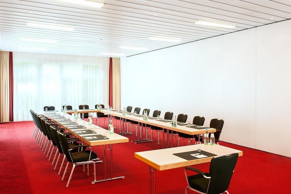 Hotel Nh Berlin Potsdam Conference Center Kleinmachnow Exterior foto